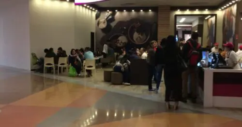 POPSY  PLAZA CENTRAL POPSY  PLAZA CENTRAL